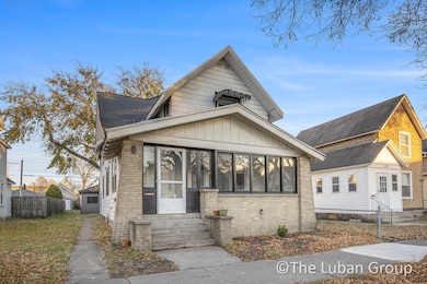 1140 Fremont Ave NW, Grand Rapids, MI 49504 - photo 2