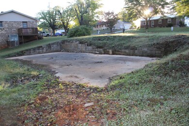 308 Dekalb St, McMinnville, TN 37110 - photo 5