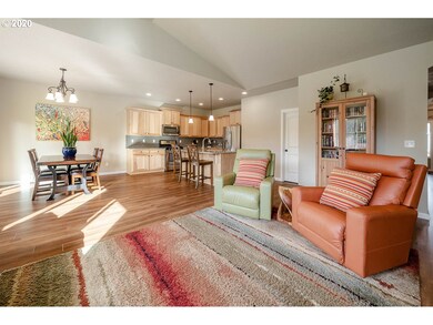 2152 A St, Hubbard, OR 97032 - photo 7