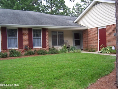 560 Pinehurst Trace Dr, Pinehurst, NC 28374 - photo 2