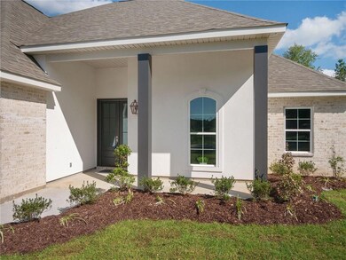 CLEAN, MODERN ENTRANCE WITH DOUBLE GLASS DOORS AND
