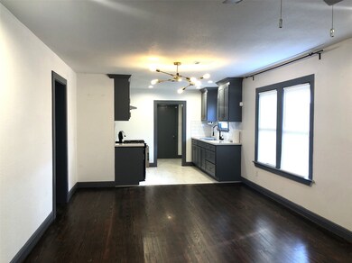 806 Caplin St, Houston, TX 77022 - photo 3