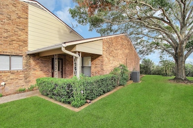 467 Summit Cir, Fredericksburg, TX 78624 - photo 6