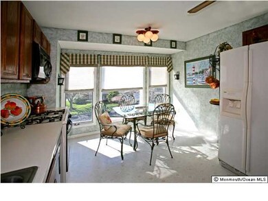 116 Ambassador Dr, Red Bank, NJ 07701 - photo 3