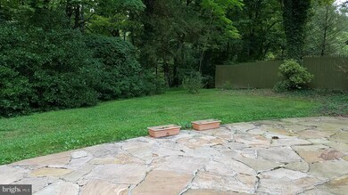 32 Pendle Ct, Berkeley Springs, WV 25411 - photo 6