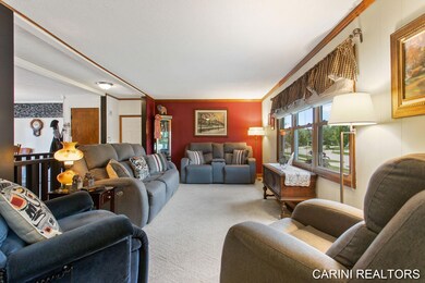 12-web-or-mls-1151 Alden Ct, Holland-12