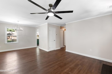 1806 Centerview-22