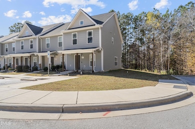129 Longleaf Pine St, Clayton, NC 27527 - photo 2