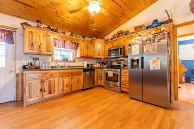 212 Pendergrass Rd, Marble, NC 28905 - photo 4