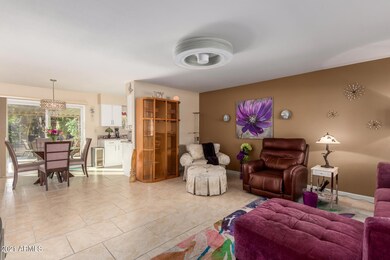 10435 W Kelso Dr, Sun City, AZ 85351 - photo 3
