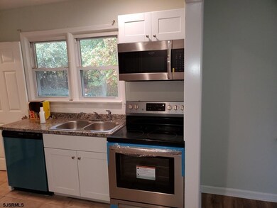 131 Grandview Ave, Williamstown, NJ 08094 - photo 4