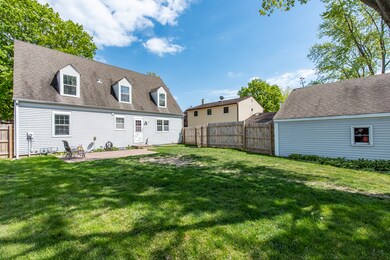 446 N Frolic Ave, Waukegan, IL 60085 - photo 5