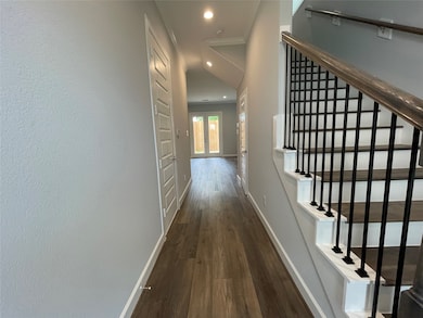 911 W 35th St, Houston, TX 77018 - photo 3