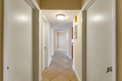 3930 S ROOSEVELT N302