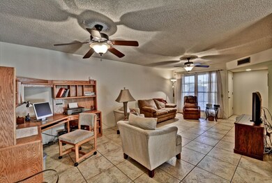 10731 W Santa fe Dr, Sun City, AZ 85351 - photo 5