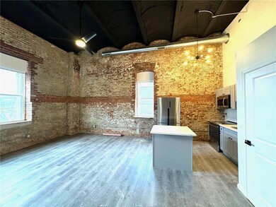 810 Monocacy St unit 404, Bethlehem, PA 18018 - photo 2