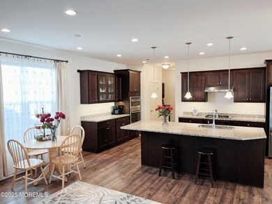 21 Open Concept Kitchen