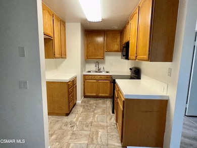 2713 Antonio Dr unit 108, Camarillo, CA 93010 - photo 2