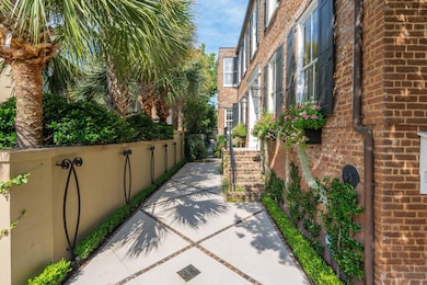 69 King St, Charleston, SC 29401 - photo 2