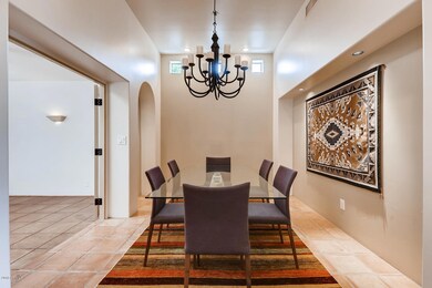 5520 N 3rd Ave Phoenix AZ-large-007-1-Di