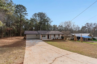 97 Cathie Dr, Dallas, GA 30132 - photo 2