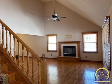 5719 SW 33rd Ct, Topeka, KS 66614 - photo 3