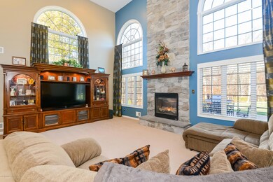 012-Great_Room-5092248-large