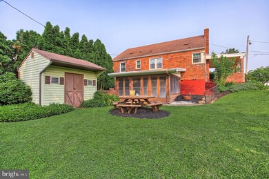 211 N 3rd St, Mount Wolf, PA 17347 - photo 6