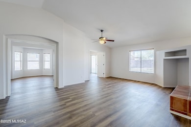 2321 W. Silvergate Pl.