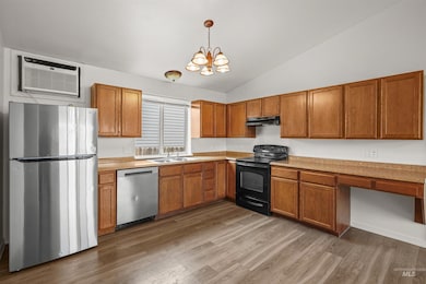 1731 and 1733 O St, Heyburn, ID 83336 - photo 2