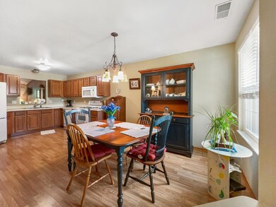 2925 Freedom Cir, Crown Point, IN 46307 - photo 2