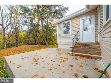 434 2nd Ave, Folsom, PA 19033 - photo 4