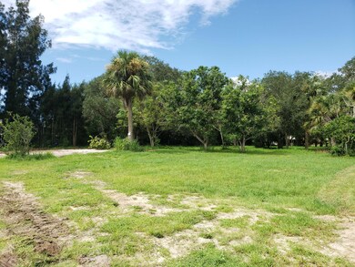 917 Louisiana Ave, Sebastian, FL 32958 - photo 3