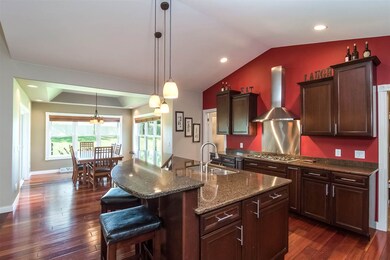 385 N Bergamont Blvd, Oregon, WI 53575 - photo 4