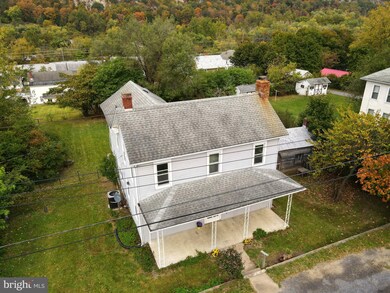 28 S Laurel Ave, Berkeley Springs, WV 25411 - photo 7