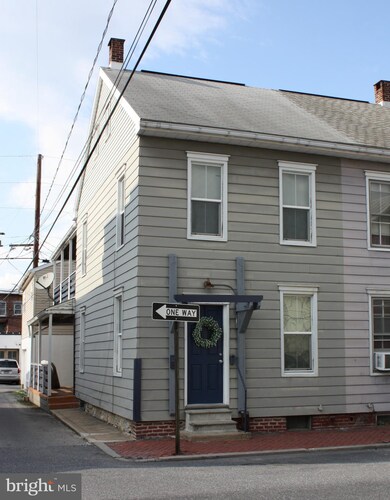 10 W Locust St, Mechanicsburg, PA 17055 - photo 2