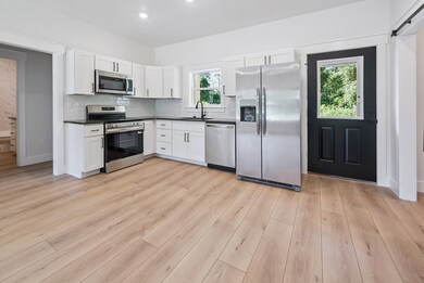 872 SW Second Ave, Trenton, FL 32693 - photo 6