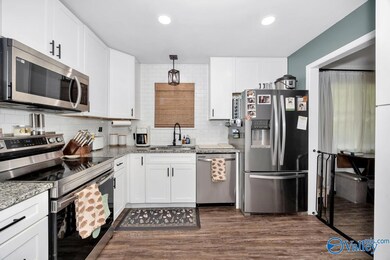 201 Amy Dr, Huntsville, AL 35811 - photo 6