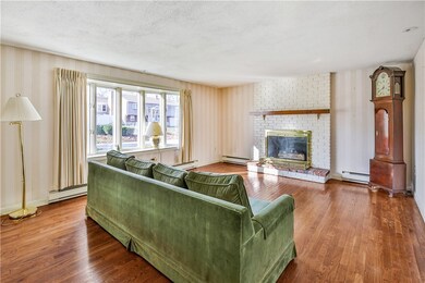 8 Monterey Dr, Bristol, RI 02809 - photo 6