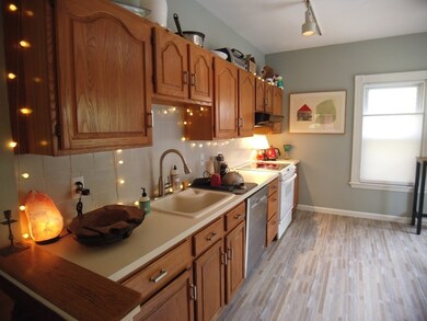 82 Hammond St unit 2, Cambridge, MA 02138 - photo 3