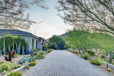 11639 E Buckskin Trail-large-001-050-Ext