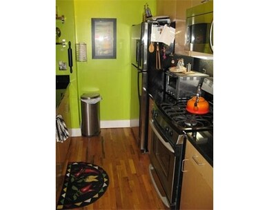 13 Willow St unit A, Lynn, MA 01901 - photo 4