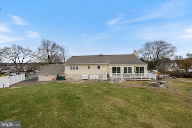 11 Williams Ln, Yardley, PA 19067 - photo 3