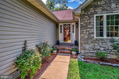 117 Saylers Creek Rd, Locust Grove, VA 22508 - photo 2