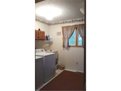 Large 1st Floor laundry