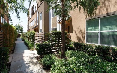 1588 W Artesia Square unit D, Gardena, CA 90248 - photo 4