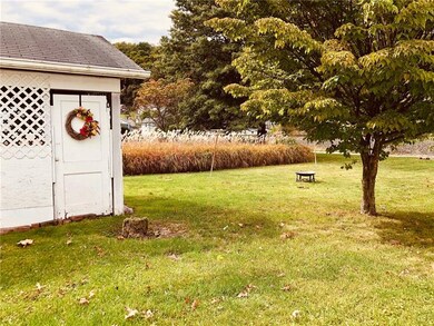 721 E Elm St, East Vandergrift, PA 15629 - photo 4