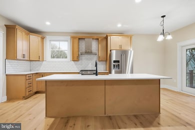 1023 Putnam St, Harpers Ferry, WV 25425 - photo 6