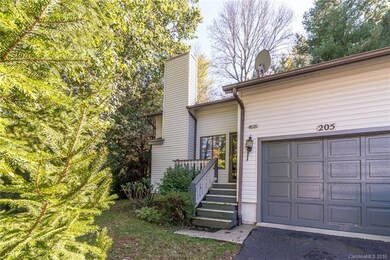 205 Cheyenne Ct, Asheville, NC 28803 - photo 2