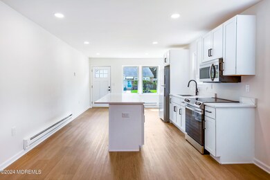 10A-QuincyDr_LowRes-09